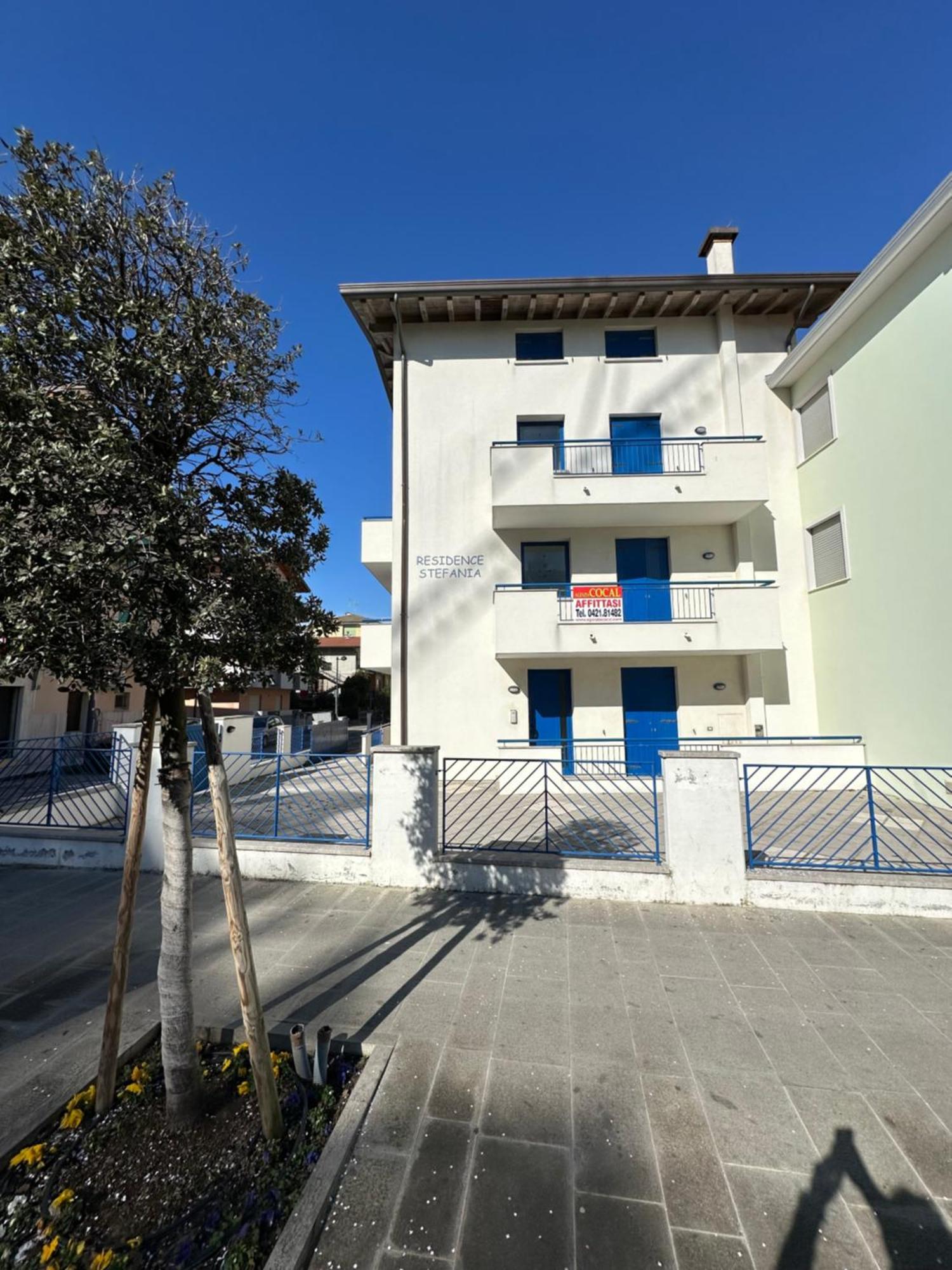Residence Stefania Attici Su 2 Livelli - Agenzia Cocal Caorle Extérieur photo